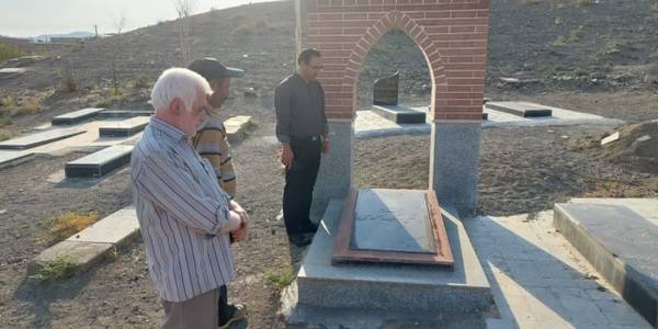 عصر امروز دکتراتابکی سرپرست فرمانداری شهرستان تفرش و محسن درودیان بخشدار مرکزی از روستای عزالدین بازدید نمودند.