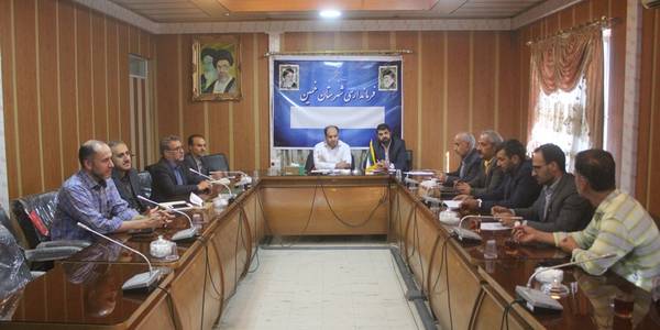 جلسه بررسی مسائل و مشکلات شهرک صنوف مزاحم شهرستان خمین برگزار شد