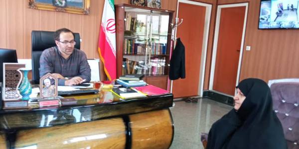 رئیس ستاد توسعه و بازسازی عتبات شهرستان تفرش با جواد اتابکی سرپرست فرمانداری شهرستان تفرش در دفتر فرمانداری دیدار کرد.