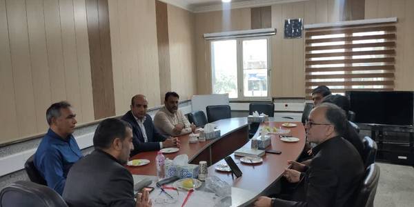 دیدار مدیر کل ثبت اسناد و املاک استان مرکزی با فرماندار