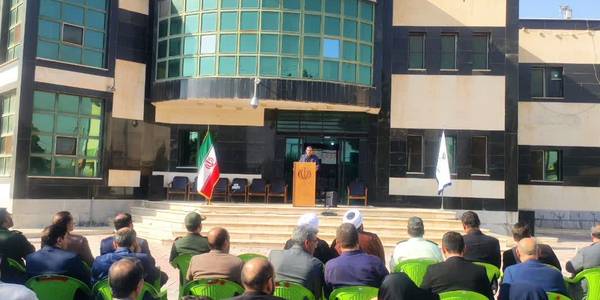 جلسه شورای اداری شهرستان به مناسبت آغاز هفته دولت