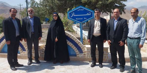 با حضور جواد اتابکی سرپرست فرمانداری و اعضای شورای شهر و قنبری شهردار طرح های عمرانی حوزه شهری میدان نماز، بلوار شورا و بلوار سرداران و فرمانداران شهید به بهره برداری رسید.