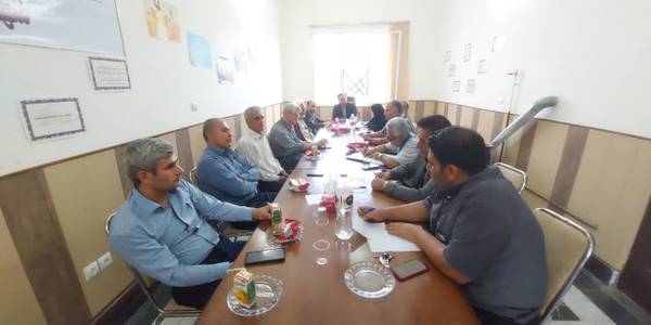 جلسه نشست با انجمن حمایت از زندانیان به ریاست جواد اتابکی سرپرست فرمانداری شهرستان تفرش و با رئیس زندان تفرش، اعضای انجمن حمایت از زندانیان و مهمانان گروه شصت در دفتر انجمن زندانیان تشکیل و برگزار شد.