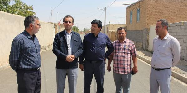 بازدید سر زده مدیر کل دفتر امور روستایی و شوراها به همراه بخشدار بخش مرکزی شهرستان خمین از تعداد ۱۴ روستا و دهیاری های بخش مذکور