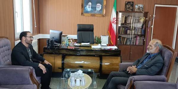 آخرین وضعیت آمادگی برای برگزاری انتخابات مجلس شورای اسلامی در سطح شهرستان با حضور احمدی پور دبیر هیات شورای نگهبان در شهرستان مورد بررسی و ارزیابی قرار گرفت.