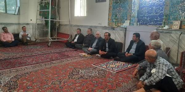 عصر امروز دکتر اتابکی سرپرست فرمانداری شهرستان به همراه درودیان بخشدار مرکزی، مدیر جهاد کشاورزی، مدیر منابع طبیعی، مدیر راهداری و حمل و نقل جاده‌ای، مدیر منابع آب و مدیر آب و فاضلاب شهرستان از روستای #جلایر بازدید نمودند.