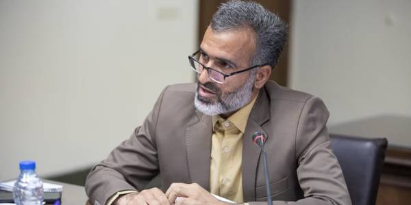 گزینه نان کنجددار از کارتخوان نانوایی‌های استان مرکزی حذف شد