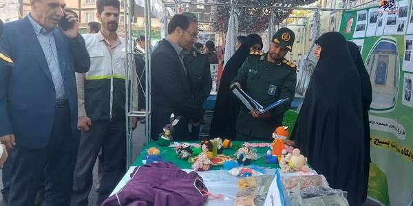 افتتاح نمایشگاه پایگاه های مقاومت بسیج اسوه تفرش