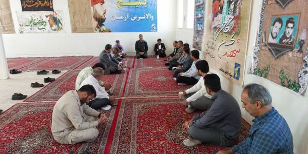 سومین جلسه ستاد بزرگداشت مراسمات دفاع مقدس و مقاومت شهرستان محلات در محل حسینیه نمایشگاه عطر لاله۳ در مرکز آموزش شهیدمحلاتی روستای ارقده برگزار شد.