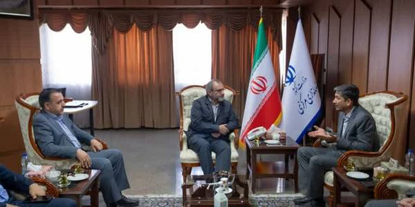 🏦مدیرعامل بانک قرض‌الحسنه مهر ایران با استاندار مرکزی دیدار و گفتگو کرد.

🔹در این جلسه که معاون هماهنگی امور اقتصادی و توسعه منطقه‌ای استاندار و تعدادی از مدیران بانک قرض الحسنه مهر ایران حضور داشتند، ضمن ارائه گزارشی از عملکرد این بانک، موضوع پرداخت تسهیلات تکلیفی از جمله وام ازدواج و اشتغالزایی و وام‌های خرد در راستای توسعه فرهنگ قرض‌الحسنه، تأکید شد‌.


شنبه یکم مهرماه ۱۴۰۲