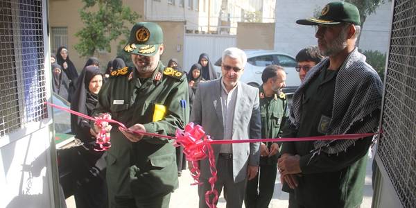 ساختمان حوزه مقاومت حضرت خدیجه (س) و سالن ورزشی شهید صدر زاده خمین افتتاح شدند