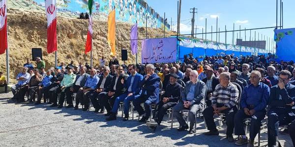 برگزاری اولین جشنواره انگور روستای شهراب