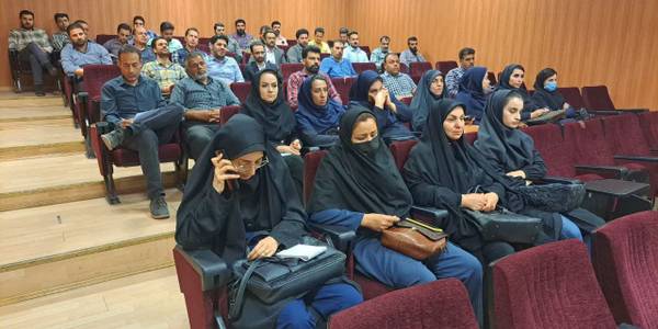 یرگزاری کارگاه آموزشی با عنوان دوره های مشارکتی ویژه دهیاران بخش مرکزی شهرستان اراک