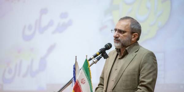 استاندار: استان مرکزی قطب سلامت غرب کشور می‌شود