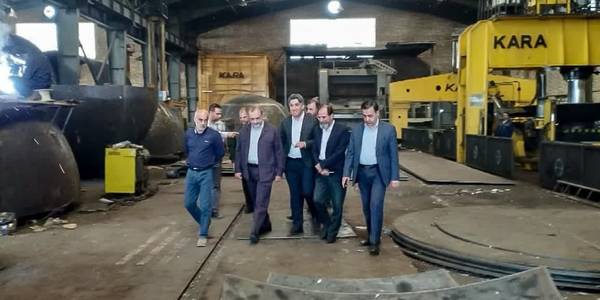 استاندار مرکزی از شرکت کارا بازدید کرد