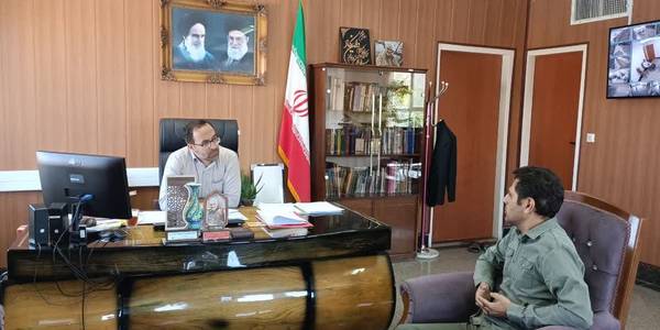 پیگیری مشکلات برخی از شهروندان در دیدار مردمی فرماندار