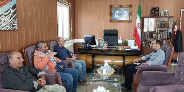 دیدار دکتر بیگلری معاون موزه ملی ایران دکتر حجبری باستان شناس و اعضای گروه کاوش و گمانه زنی غار علی خورنده با اتابکی سرپرست فرمانداری و ارائه گزارش آخرین فعالیت‌ها و اقدامات کاوش