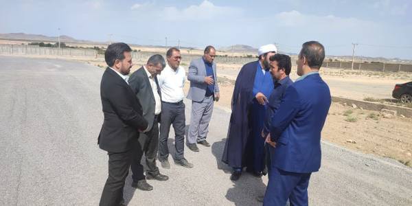 بازدید از مراحل ساخت زمین چمن زاویه