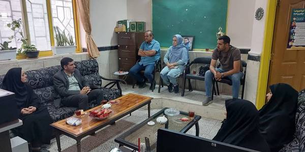 بررسی میدانی سرپرست فرمانداری شهرستان محلات از کارگاه اشتغال زایی موسسه خیریه عطوفت