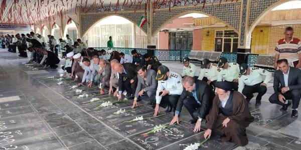 گلباران مزار مطهر شهدا