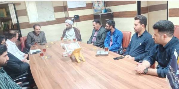 بازدید فرماندار از اداره دامپزشکی شهرستان خنداب