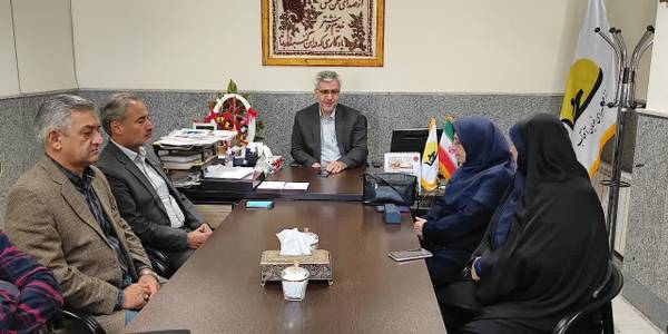 جلسه بررسی وضعیت و روند پیشرفت پروژه احداث پایگاه انتقال خون خمین برگزار شد