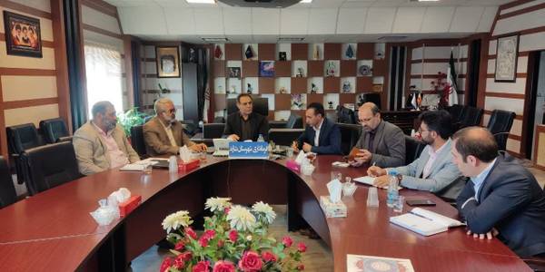 یکی از اهداف دشمنان کمرنگ نمودن حضور مردم در انتخابات است.