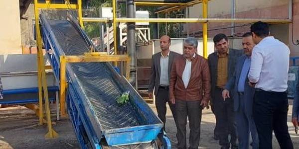 بازدید میدانی معاون هماهنگی امور اقتصادی استاندار مرکزی از شرکت فراورده های غذایی تک محلات