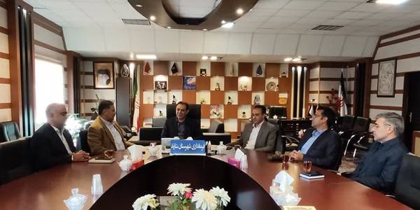 دیدار مدیر کل دفتر امور شهری و شوراهای استان مرکزی با سرپرست فرمانداری