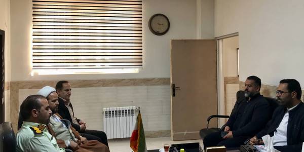 نشست با رئیس زندان‌های اراک