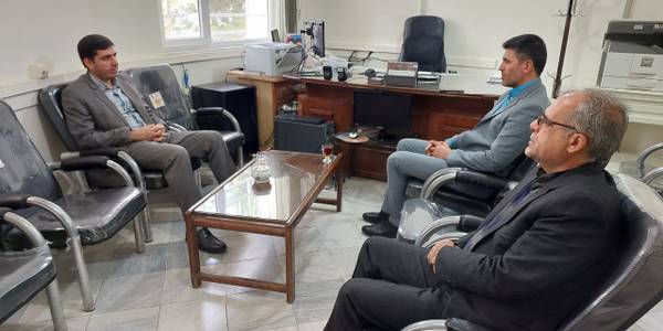 بازدید سر زده سرپرست فرمانداری از کمیته امداد امام خمینی (ره ) شهرستان محلات