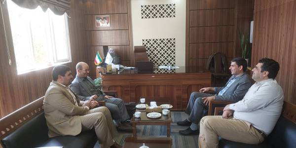 دیدار مدیرکل مدیریت عملکرد ، بازرسی ، امور حقوقی و ارتباطات مردمی استانداری مرکزی با سرپرست فرمانداری شهرستان محلات