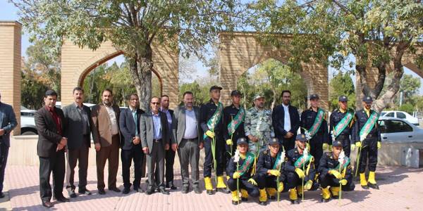 آیین گل افشانی قبور مطهر شهدا.