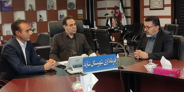 دیدار مدیر کل پزشکی قانونی استان مرکزی با سرپرست فرمانداری شهرستان شازند