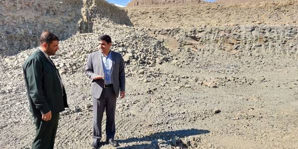 بررسی میدانی سرپرست فرمانداری شهرستان محلات از روند پیشرفت پروژه احداث ساختمان بیمارستان