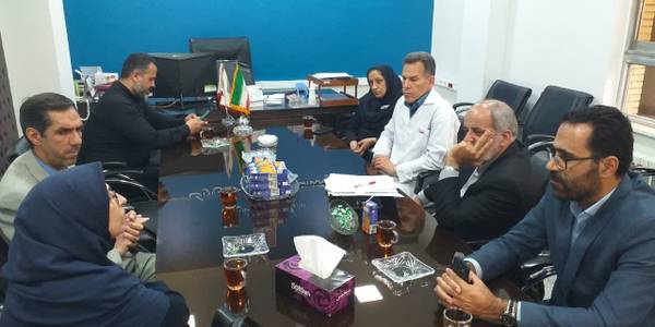 نشست با مدیرکل انتقال خون استان