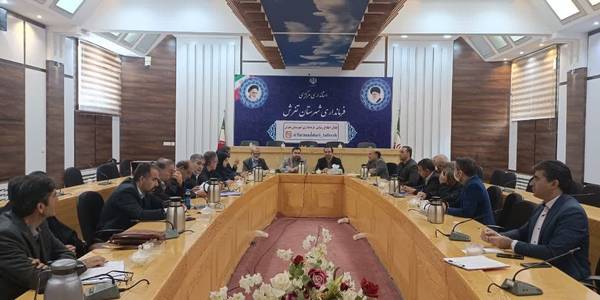 جلسه مشترک هیئت اجرایی انتخابات ۱۴۰۲ شهرستان های تفرش و فراهان با حضور دکتر اتابکی فرماندار تفرش، مهندس آقازیارتی فرماندار فراهان و روسای هیئت نظارت بر انتخابات و اعضای هیأت اجرایی انتخابات شهرستان های تفرش و فراهان و سایر مسئولین مربوطه‌ در محل فرمانداری تفرش برگزار گردید.