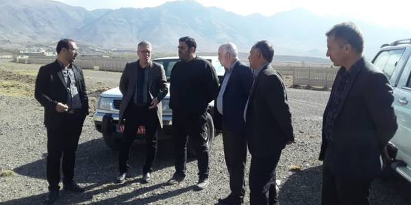 بازدید دکتر اتابکی فرماندار شهرستان به همراه رئیس جهاد کشاورزی و رئیس منابع طبیعی شهرستان از محل پیشنهادی جهت اجرایی طرح آبخیزداری و ذخیره سازی آب قنوات و بارندگی‌ها برای استفاده باغات #آسیاب_جلال