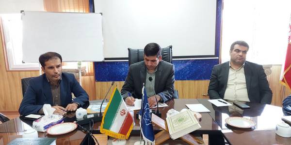 جلسه بررسی مشکلات و پاسخگویی به مطالبات مردم شهر نیم ور برگزار شد.