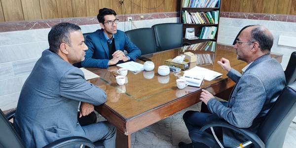 جلسه بررسی مشکل برق روستای خورهه