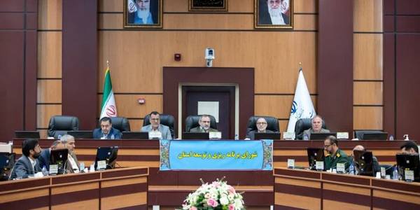 صنایع مکلف به استفاده از پساب و آزادسازی منابع آب هستند