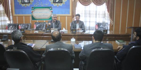 نشست هماهنگی توانمند سازی مدیران مدارس و فعالان فرهنگی شهرستان خمین برگزار شد