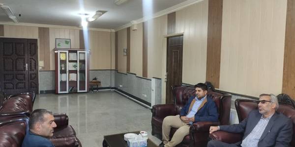 دیدار سرپرست اداره کل هواشناسی استان مرکزی با فرماندار