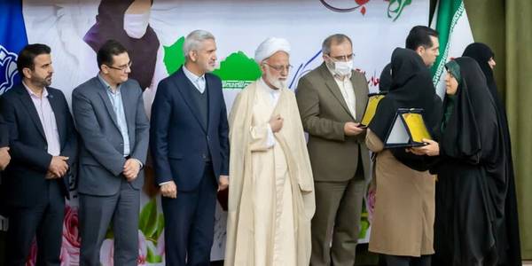 اجرای عدالت در نظام سلامت و پیگیری مطالبات پرستاران دستور کار دولت است