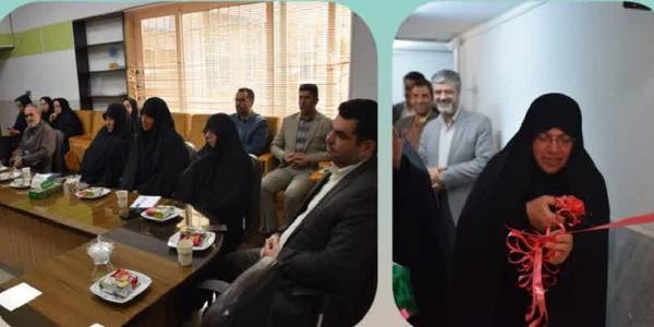 افتتاح مرکز نفس «نجات فرزندان سقط» در شهرستان محلات با حضور مدیر کل امور بانوان و مسئول بسیج جامعه پزشکان و رئیس شبکه بهداشت شهرستان محلات ومسئول ستاد مردمی جمعیت استان( دبیر جبهه فرهنگی اجتماعی انقلاب اسلامی استان مرکزی)
دوشنبه ۱۴۰۲-۰۸-۲۲
شبکه بهداشت شهرستان محلات