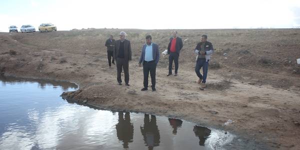 فرماندار از محل خروجی پساب فاضلاب شهرک صنعتی خمین بازدید کرد