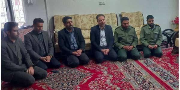 دیدار با خانواده شهید بمناسبت هفته بسیج