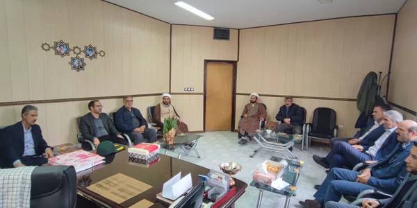 بمناسبت سالروز تشکیل بسیج مستضعفین و هفته گرامیداشت بسیج، دکتر اتابکی فرماندار و تعدادی از مدیران ادارات شهرستان با حضور در ناحیه مقاومت بسیج شهرستان تعرش این روز را به فرمانده و پرسنل ناحیه مقاومت بسیج شهرستان و بسیجیان تبریک گفتند.