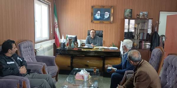 نشست اعضای شورای اسلامی بخش مرکزی با فرماندار شهرستان تفرش