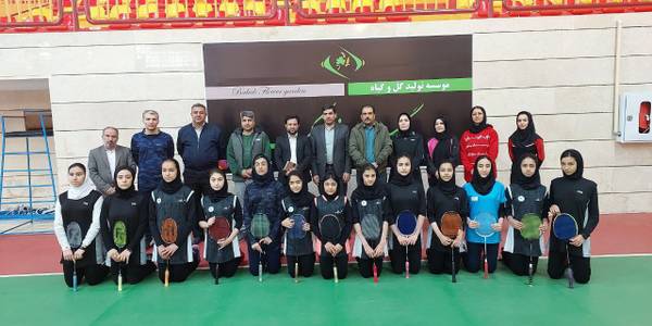 بازدید سرپرست فرمانداری شهرستان محلات از اردوی استعداد پروری در رشته بدمینتون دختران